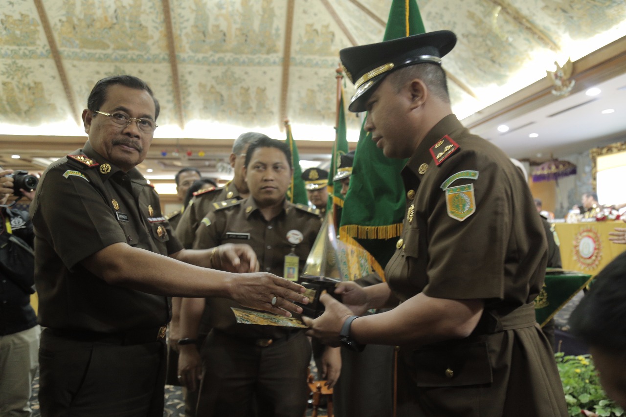 KEJARI GIANYAR MEREBUT JUARA III SIDHAKARYA