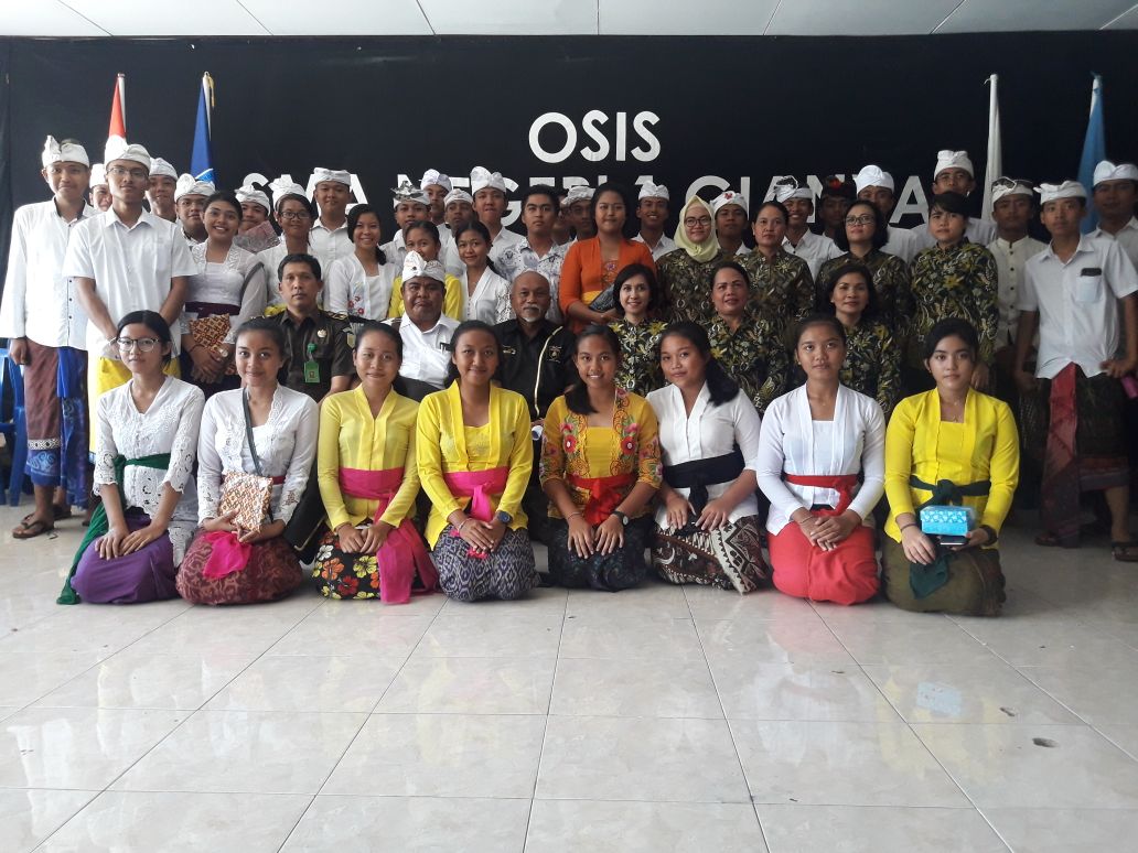 SOSIALISASI IAD DAERAH GIANYAR BERSAMA TIM JMS KEJARI GIANYAR DI SMAN 1 GIANYAR