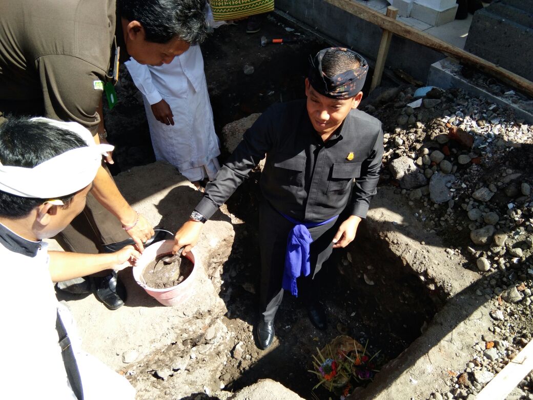 PELETAKAN BATU PERTAMA KEGIATAN PEMBANGUNAN GEDUNG BARANG BUKTI DAN GEDUNG ARSIP