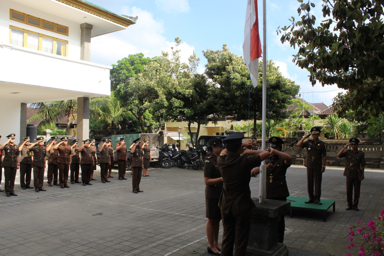 KEGIATAN UPACARA PERINGATAN HARI SUMPAH PEMUDA