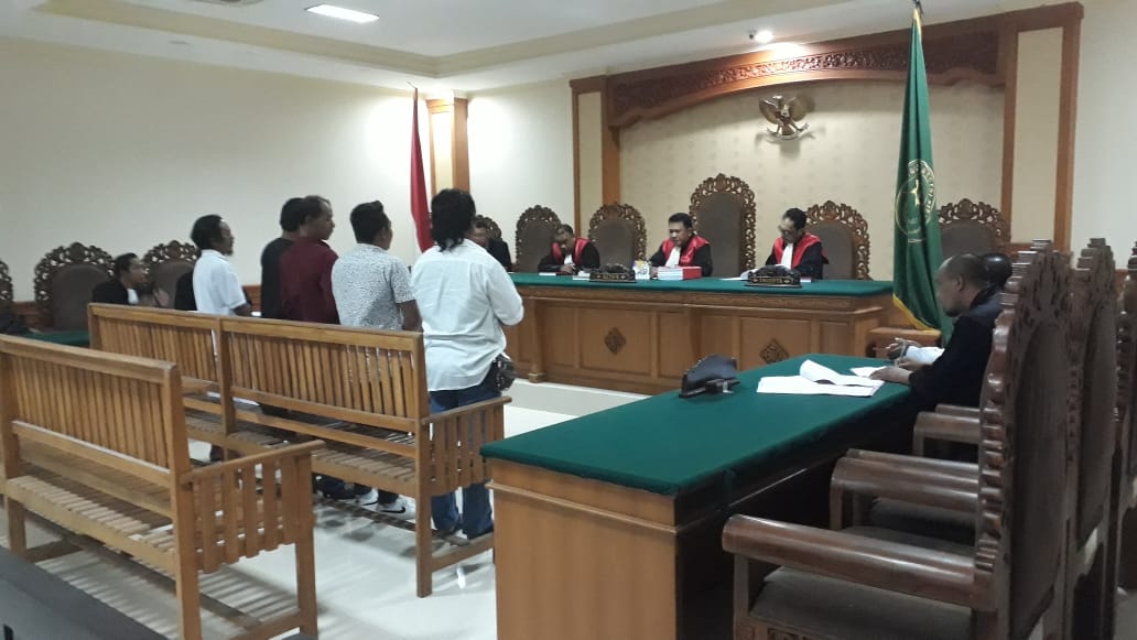 SIDANG TIPIKOR PENYELEWENGAN DANA LPD PACUNG DENGAN AGENDA PEMERIKSAAN SAKSI