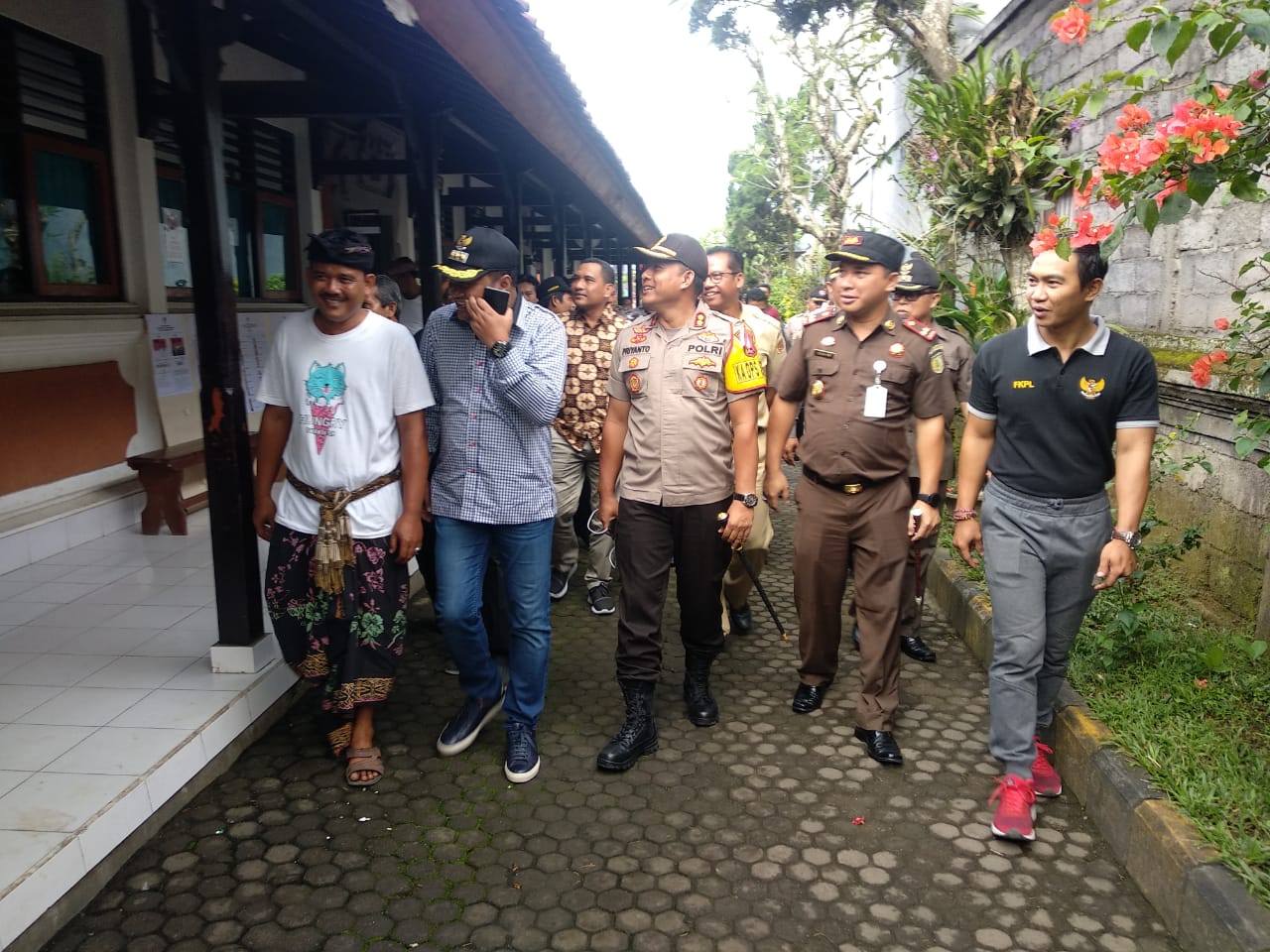 MONITORING KESIAPAN TPS PEMILU 2019 DI WILAYAH KABUPATEN GIANYAR